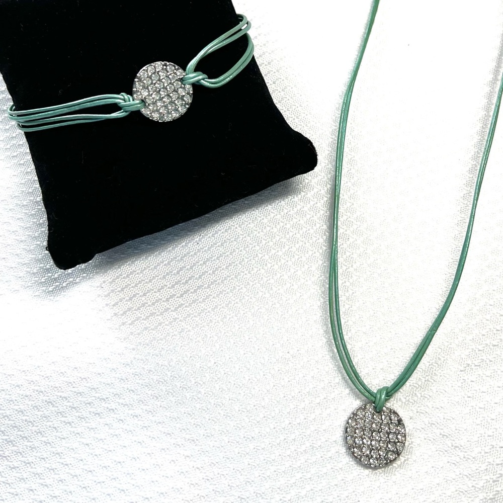 NWOT lia sophia “Spotlight” 16-19” necklace & 7-8” bracelet, shimmery seafoam